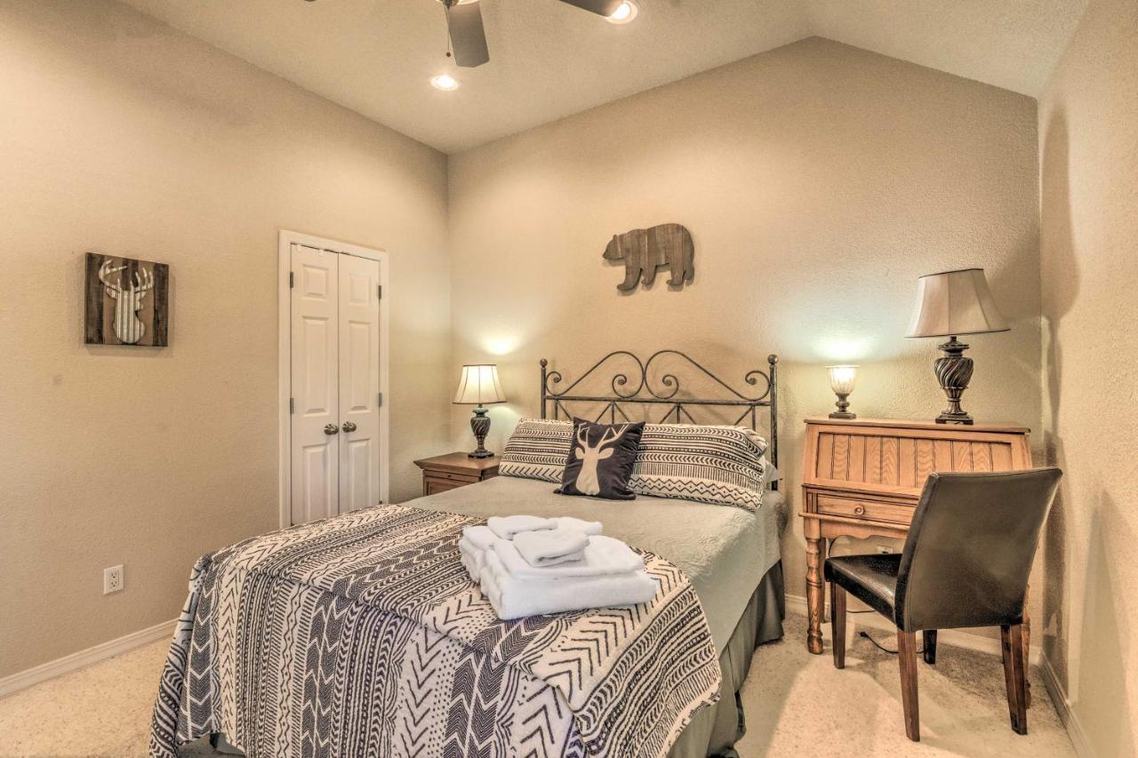 Roomy Ruidoso Retreat With Deck, Grill, And Mtn Views! المظهر الخارجي الصورة