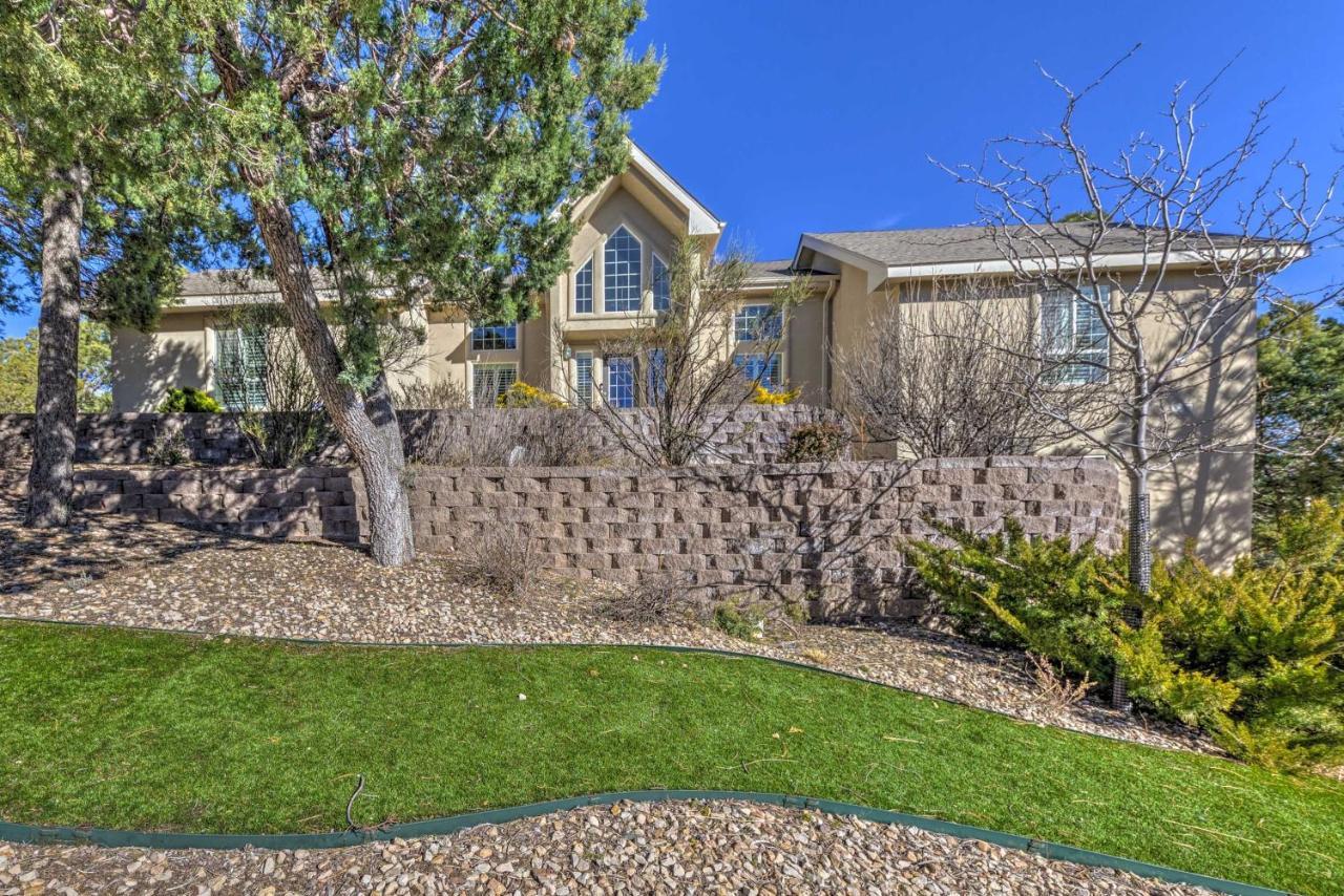 Roomy Ruidoso Retreat With Deck, Grill, And Mtn Views! المظهر الخارجي الصورة