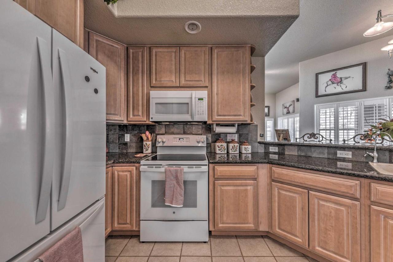 Roomy Ruidoso Retreat With Deck, Grill, And Mtn Views! المظهر الخارجي الصورة