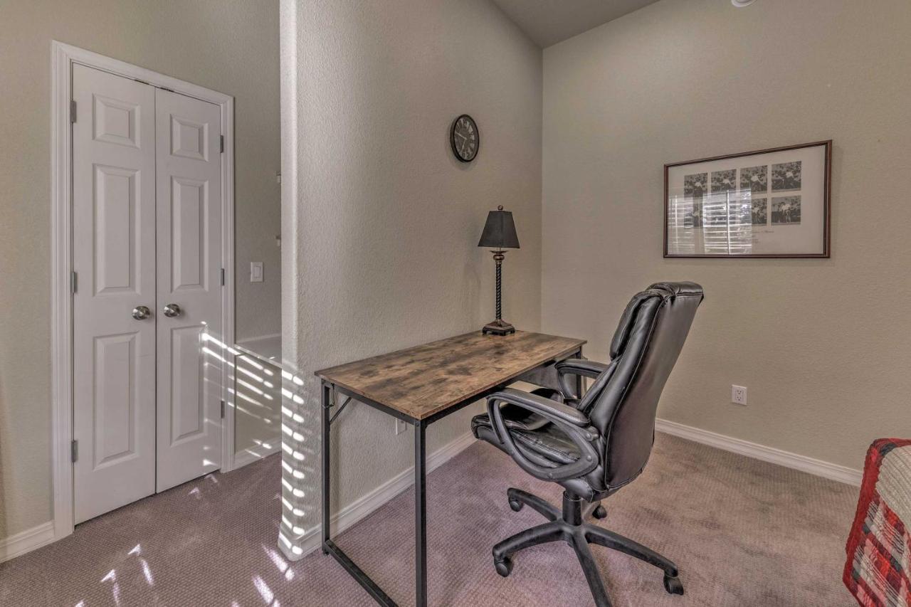 Roomy Ruidoso Retreat With Deck, Grill, And Mtn Views! المظهر الخارجي الصورة