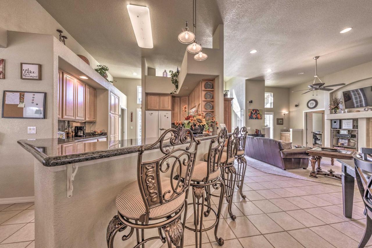Roomy Ruidoso Retreat With Deck, Grill, And Mtn Views! المظهر الخارجي الصورة