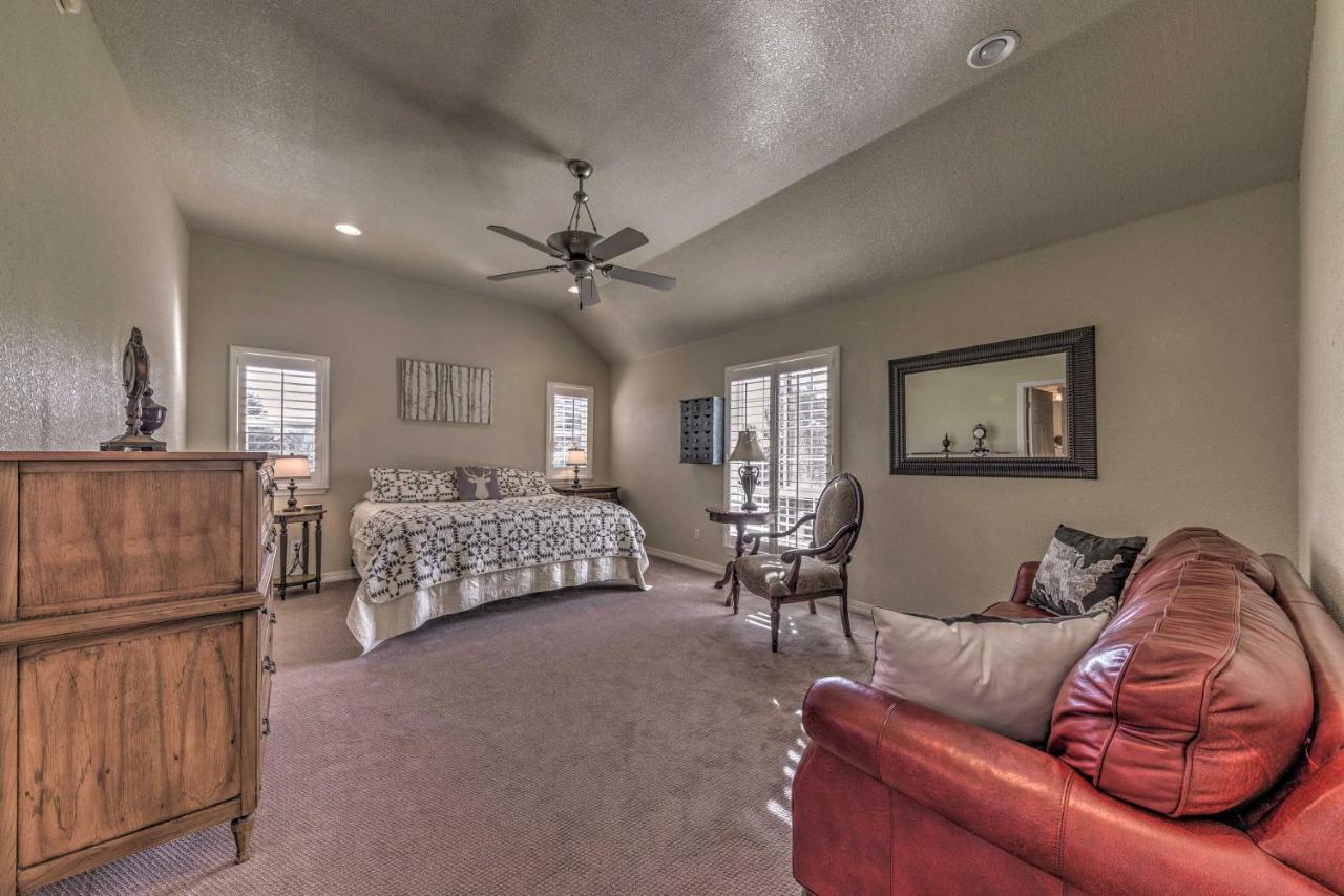 Roomy Ruidoso Retreat With Deck, Grill, And Mtn Views! المظهر الخارجي الصورة