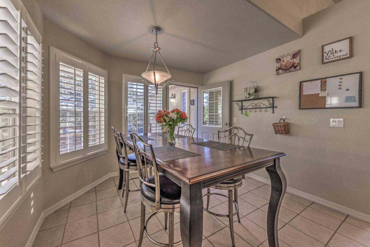 Roomy Ruidoso Retreat With Deck, Grill, And Mtn Views! المظهر الخارجي الصورة