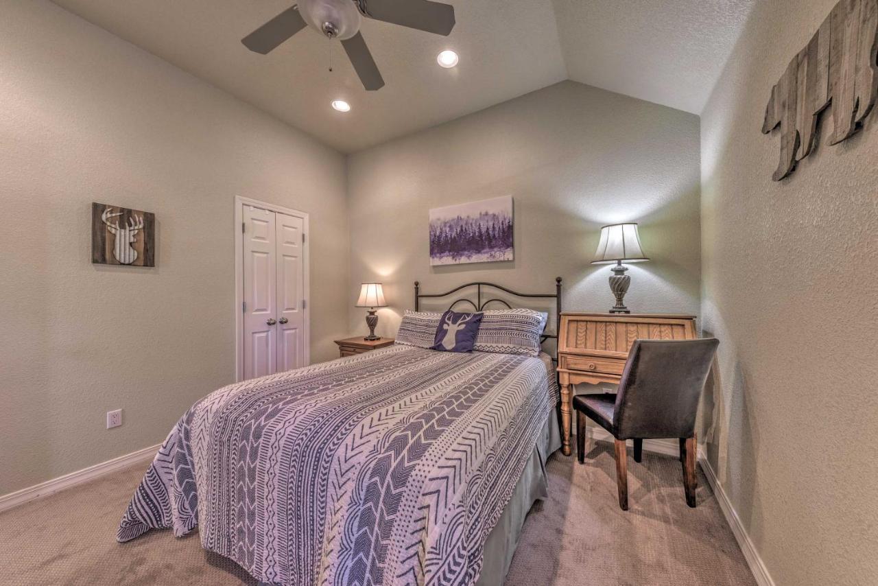 Roomy Ruidoso Retreat With Deck, Grill, And Mtn Views! المظهر الخارجي الصورة